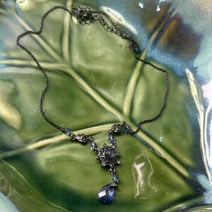 1928 Violet Blue Dainty Lariat Necklace